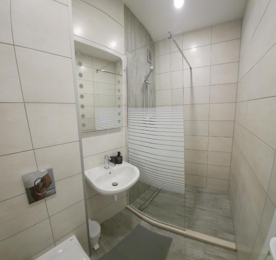 Malavi Tn1 Top Center Studio Ruse Ngoại thất bức ảnh